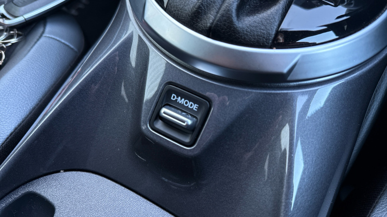 Nissan Juke 1.6 Hybrid N-Connecta 5dr Auto Hybrid Hatchback